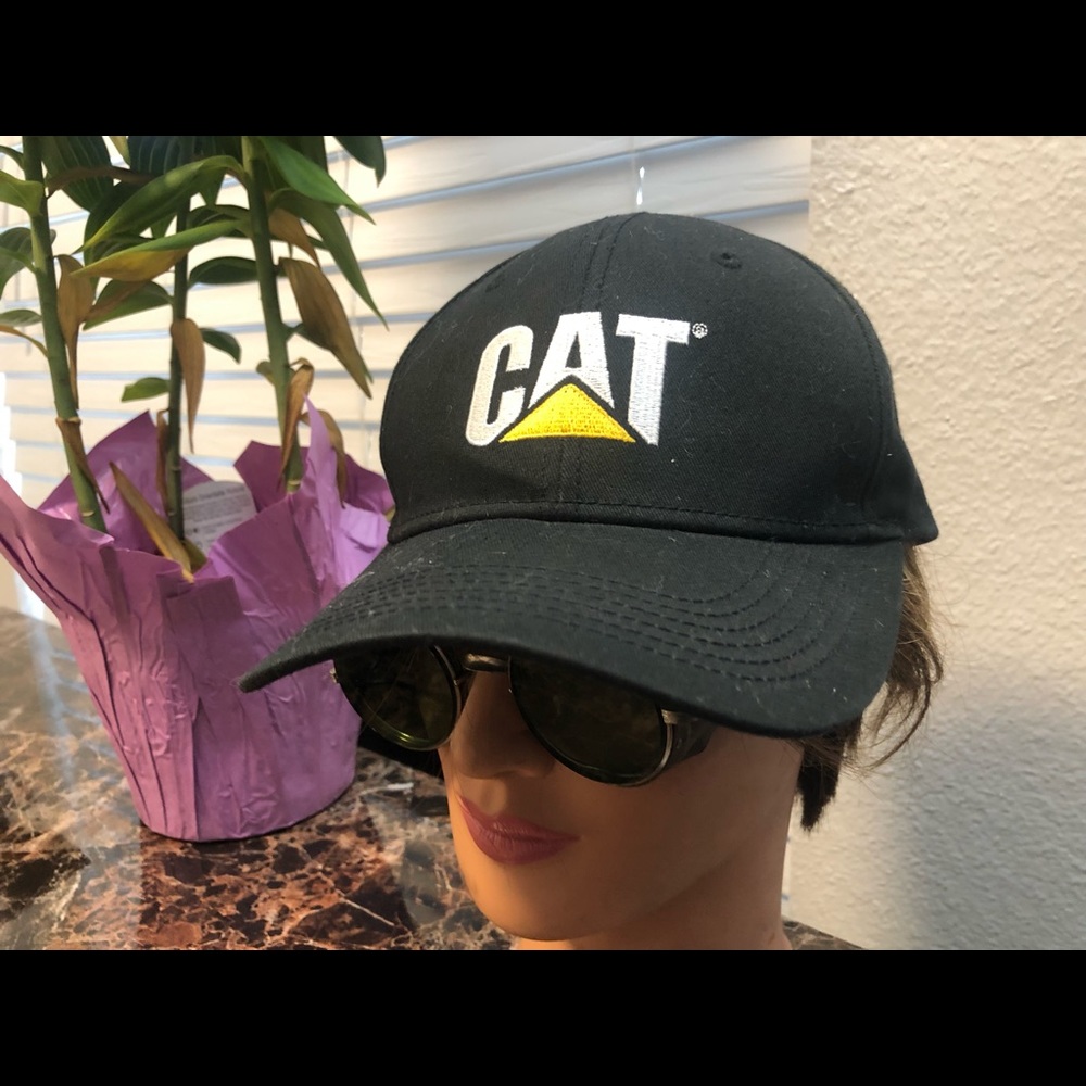 CAT Caterpillar  Black Hat Ball Cap Embroidered Logo Jersey Back Size Adjustable